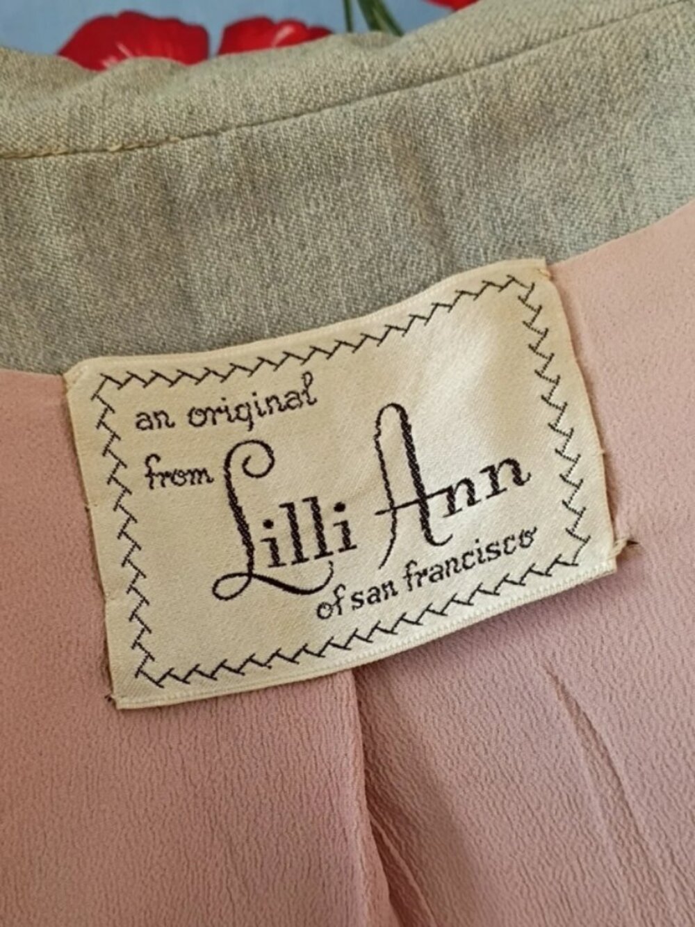 ✨ 1950s Lilli Ann of San Francisco Sculptural Wool Suit • Rare Vintage Tailoring - Picture 4 of 9